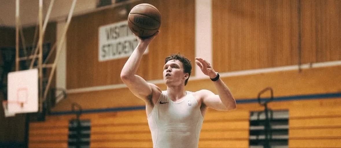 Dalton Knecht busca un puesto en la rotación de los Lakers
