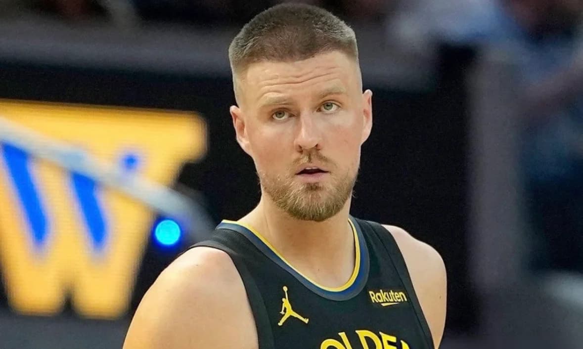 Kristaps Porzingis regresa a instalaciones de Warriors