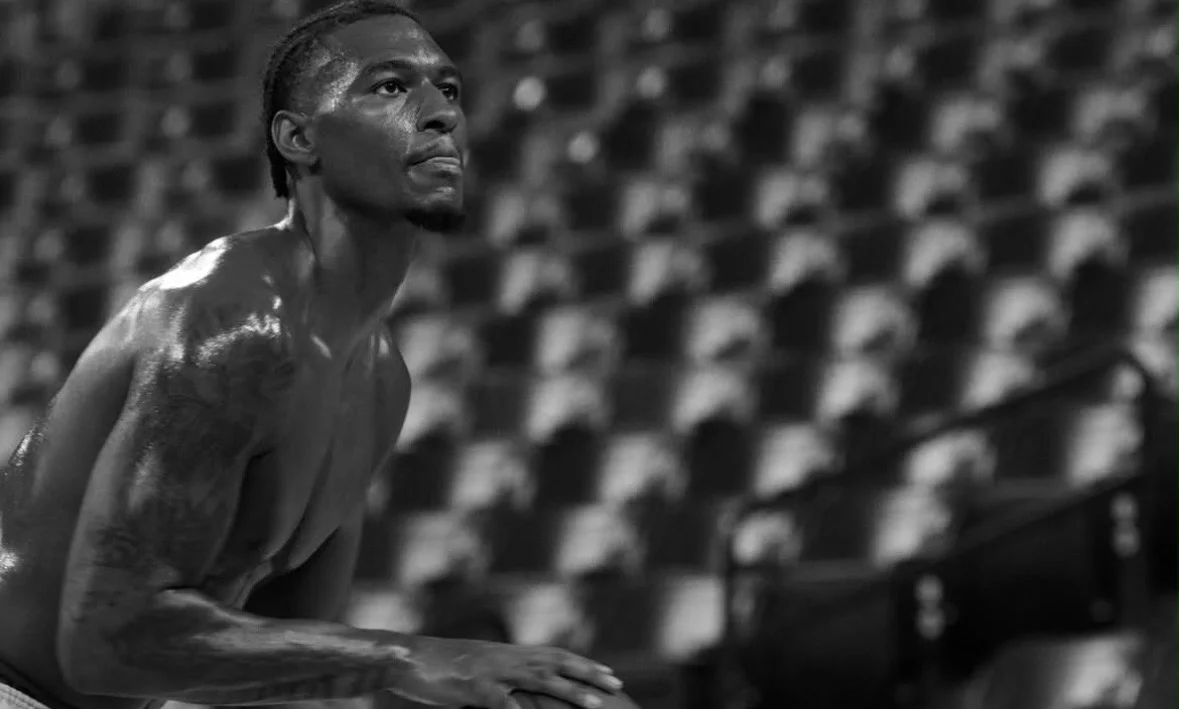 Los Pelicans fichan a Jalon Moore tras su lesión