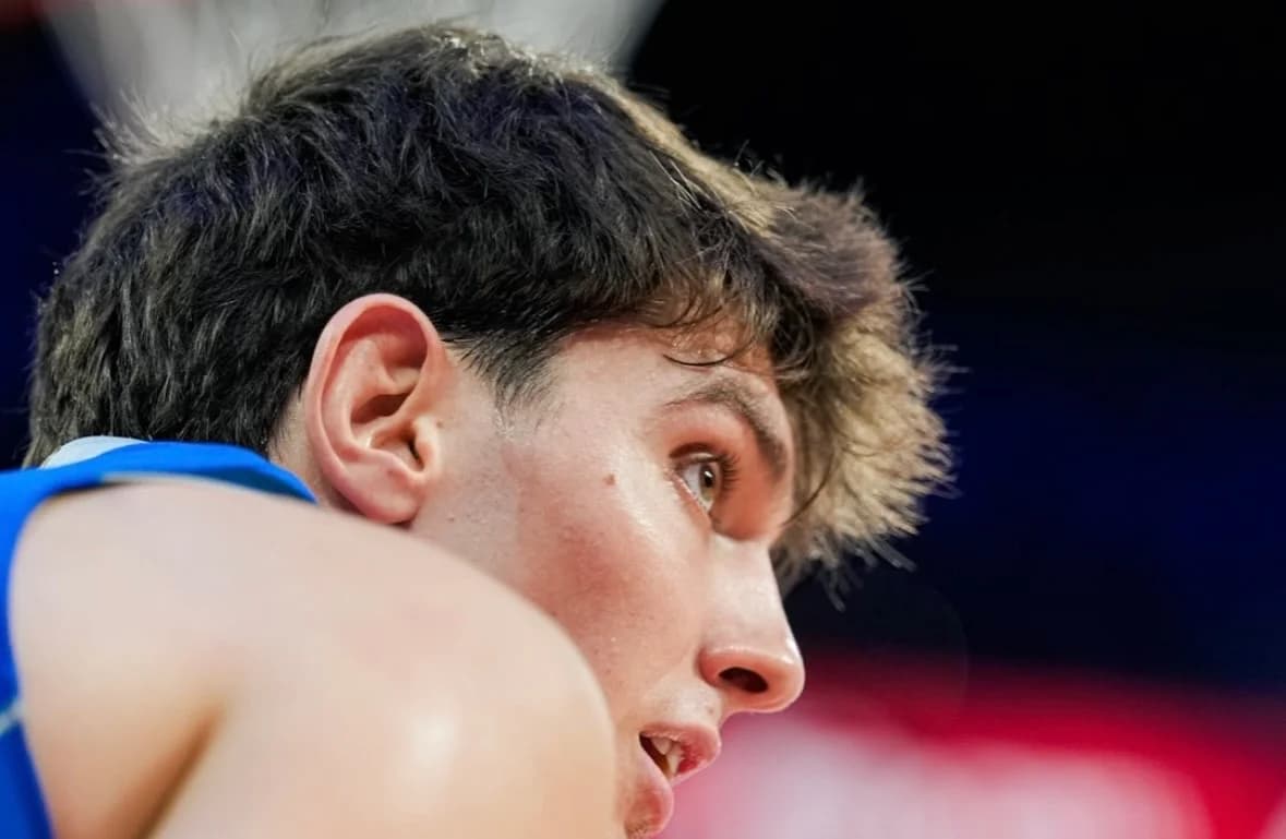 Sergio de Larrea destaca en la victoria de Dallas ante Houston