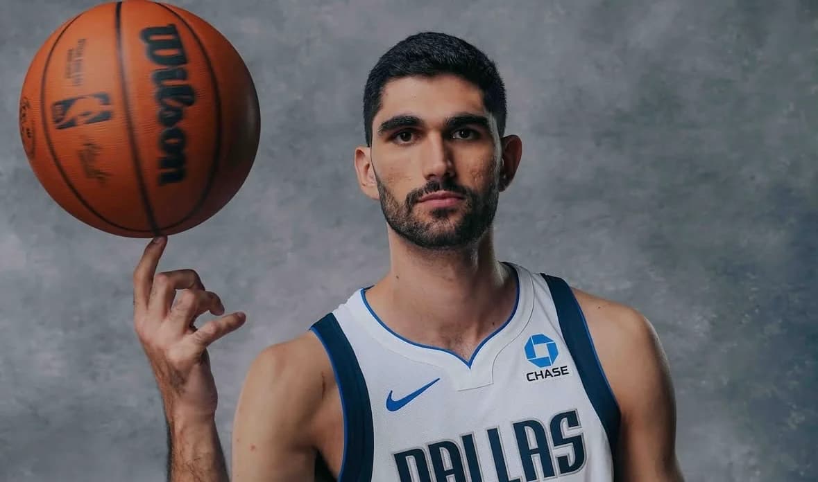 Santi Aldama sigue sin fecha de regreso en Dallas Mavericks
