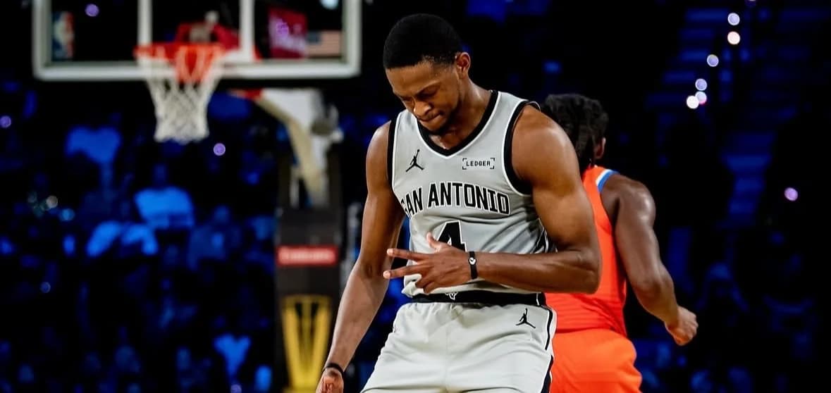 Fox admite que su lesión afectó su rendimiento en playoffs