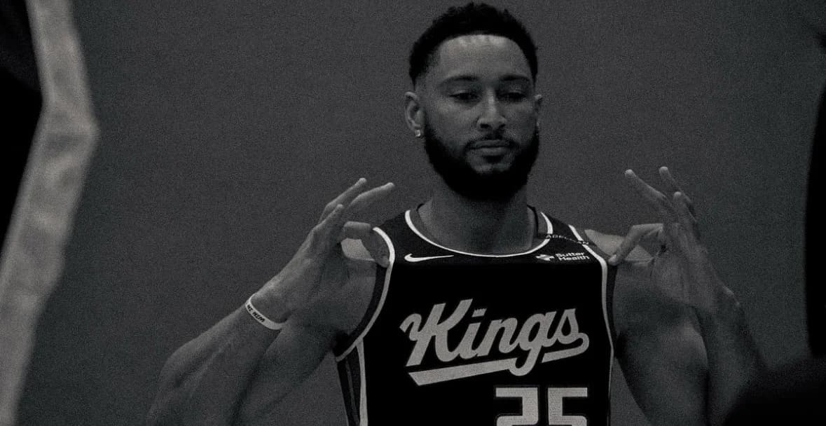 Ben Simmons seguirá cerca de los Kings durante su recuperación