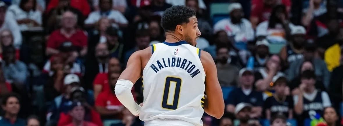 Haliburton regresa con 23 puntos y 12 asistencias