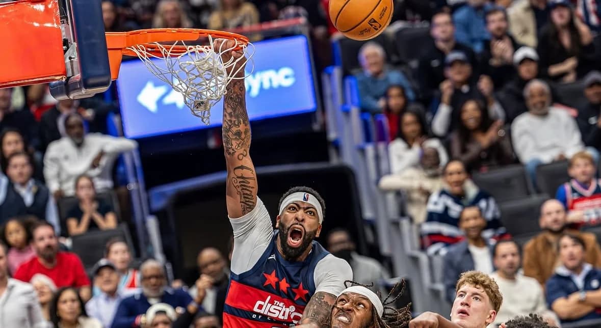 Anthony Davis debuta con 34 puntos y 12 rebotes en Wizards
