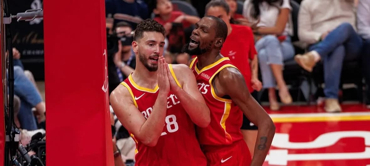 Kevin Durant destaca con 30 puntos en el estreno de los Rockets