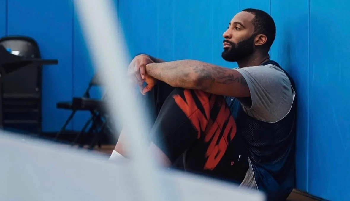 Brown retira a Drummond por falta de esfuerzo ante Orlando