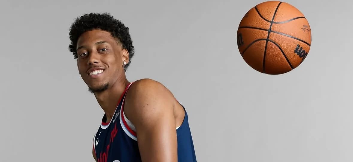 Baba Miller da sus primeros pasos en la NBA