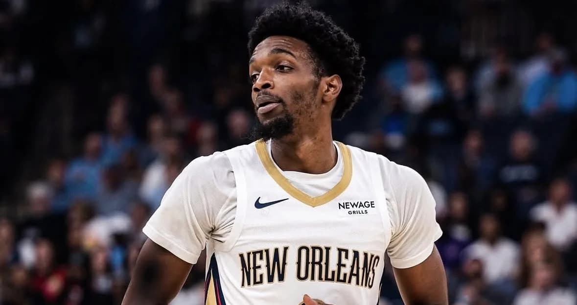 Equipos de playoffs siguen a Herbert Jones pero su valor preocupa