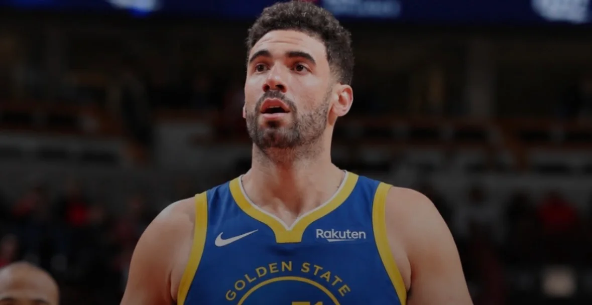 Niang, pívot de small ball en Golden State