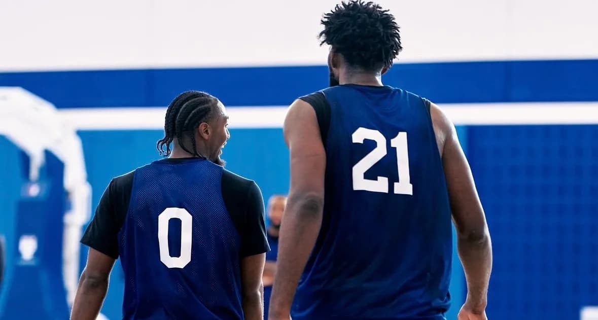 LeBron impulsa el juego rápido de los Sixers en pretemporada