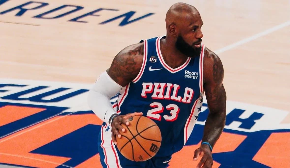 76ers derrotan a Knicks en el debut de LeBron James