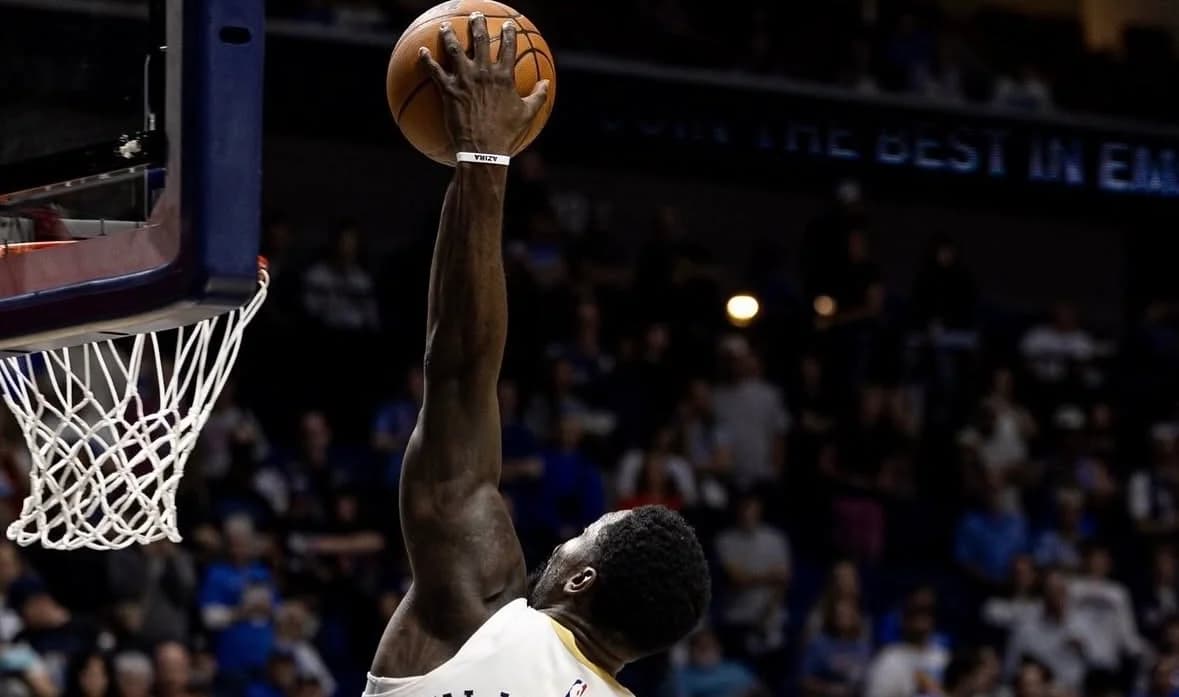 Zion Williamson trabaja para ampliar su rango de tiro en pretemporada