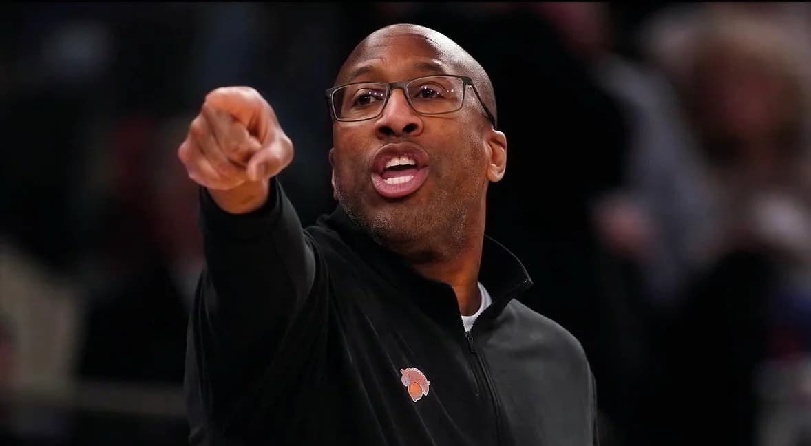 Mike Brown sigue probando con quintetos y defensas en Knicks