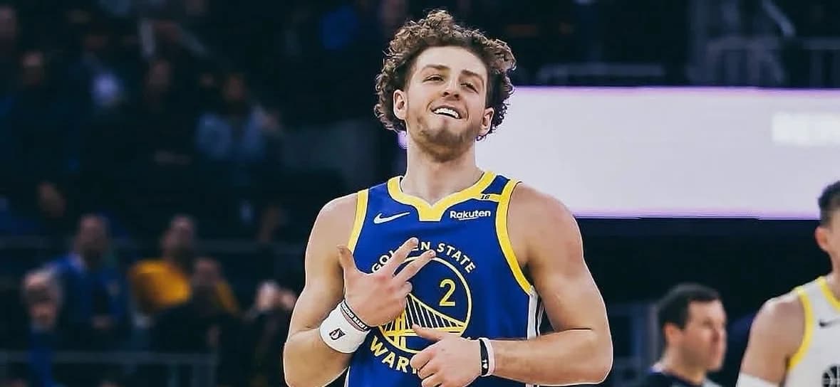 Podziemski se resiente de la espalda en derrota de Warriors