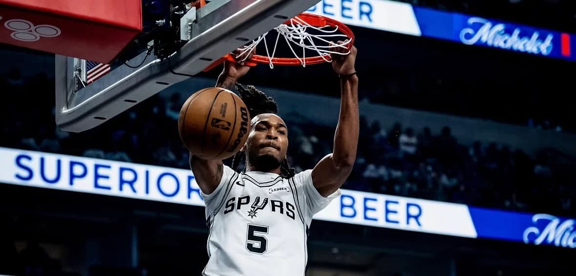 Spurs comienzan 0-2 con dudas en el trío Fox, Castle y Harper