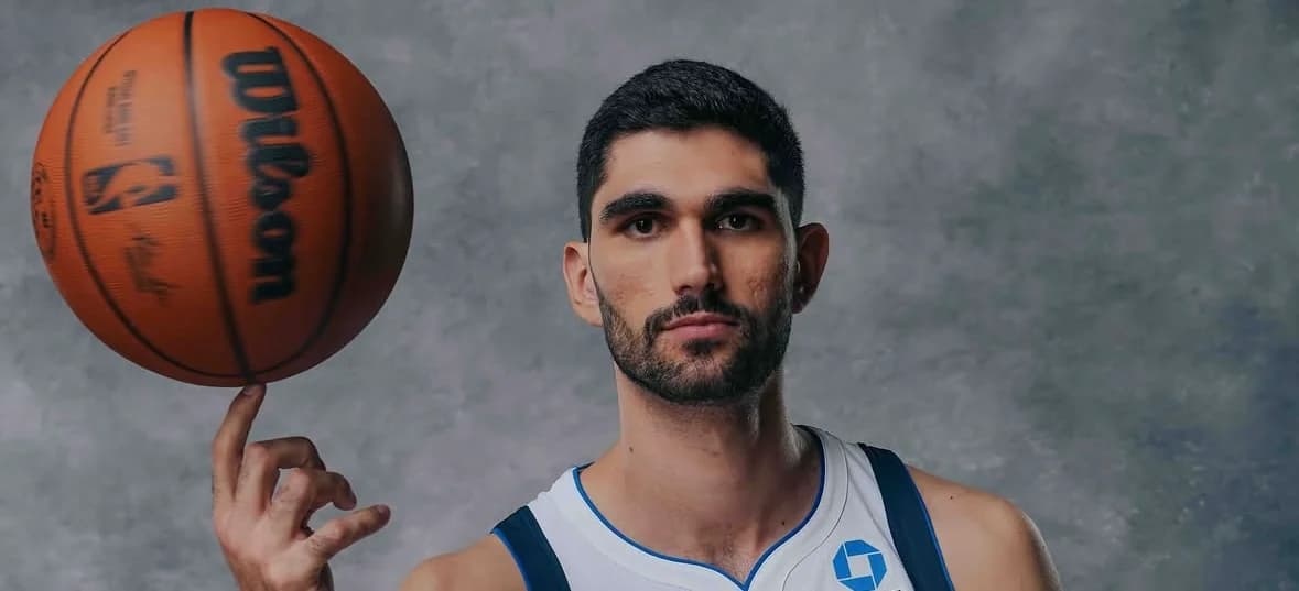 Santi Aldama sigue sin debutar con los Mavericks