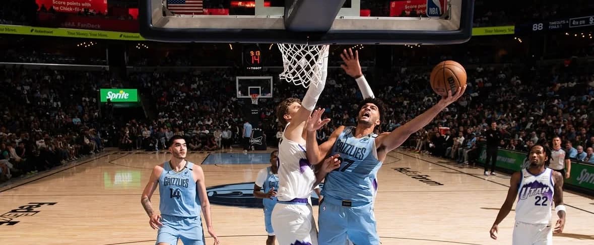 Utah Jazz afronta problemas en la pintura tras traspaso y lesiones