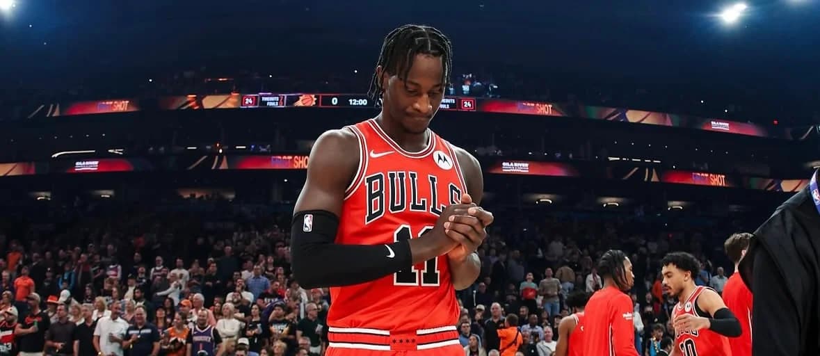 Leonard Miller puede firmar extensión con los Bulls esta temporada