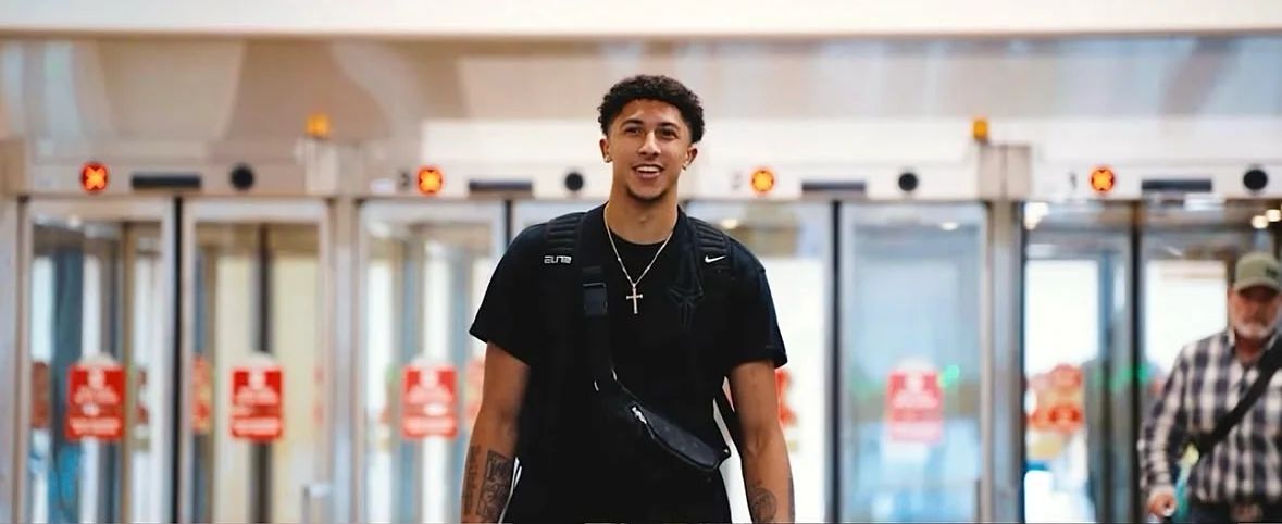 Nique Clifford apenas juega en el inicio de temporada de los Kings